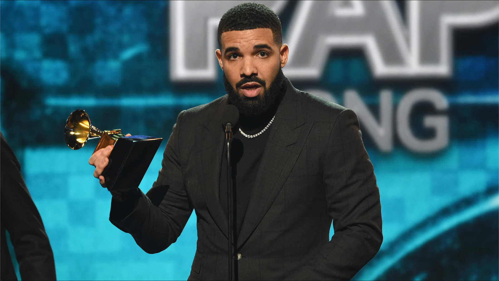 Drake’s Lawsuit Forces UMG to Explain Kendrick Lamar’s “Certified Pedophile” Lyric in Court Kendrick Lamar Drake Lawsuit Not Like Us